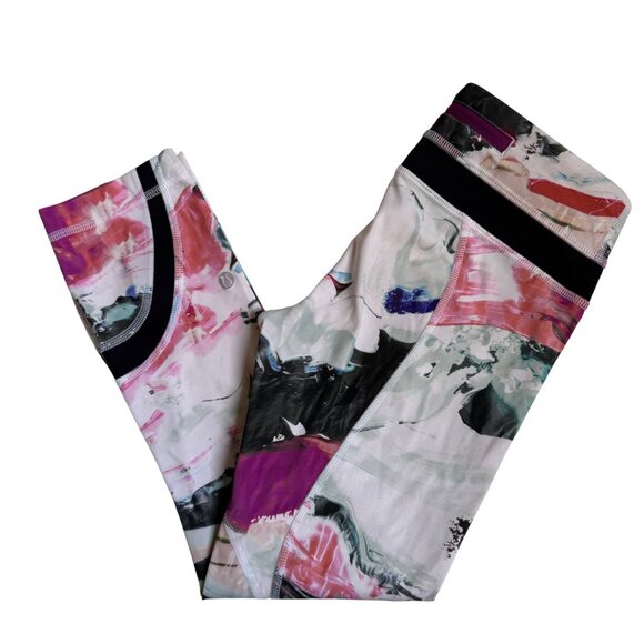 Lululemon Run: Inspire Crop II *All Full-On Luxtreme Pigment Wave Multi / Black - Picture 1 of 13
